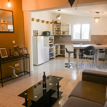 Apartamento Cyrielle - Maison, Piscine, Terrasse - By Tgb *
