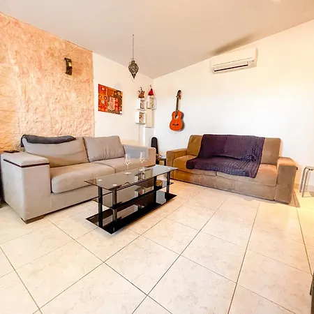 Apartment Cyrielle - Maison, Piscine, Terrasse - By Tgb Alata